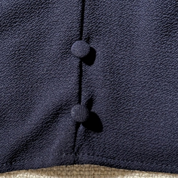 MONTEAU Navy Sleeveless Smocked Back Button Pullover Crop Blouse Top Women’s M - Picture 2 of 9